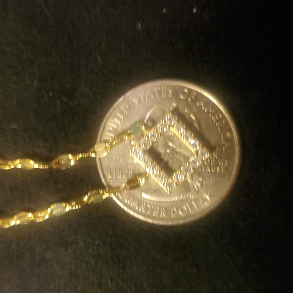 NWOT Goldtone Necklace - Picture 5 of 5